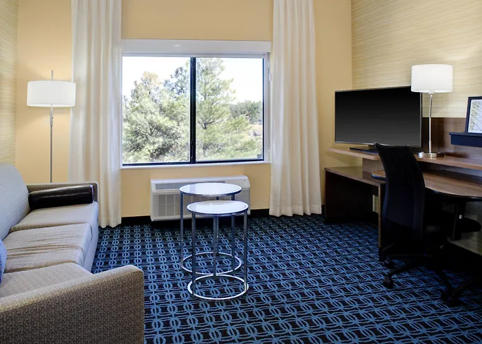 Hotel Fairfield & By Marriott East Flagstaff