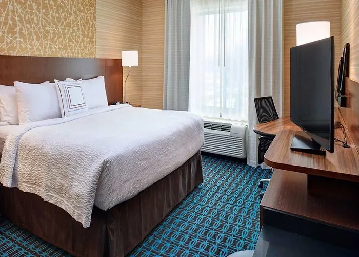 Hotel Fairfield & By Marriott East Flagstaff